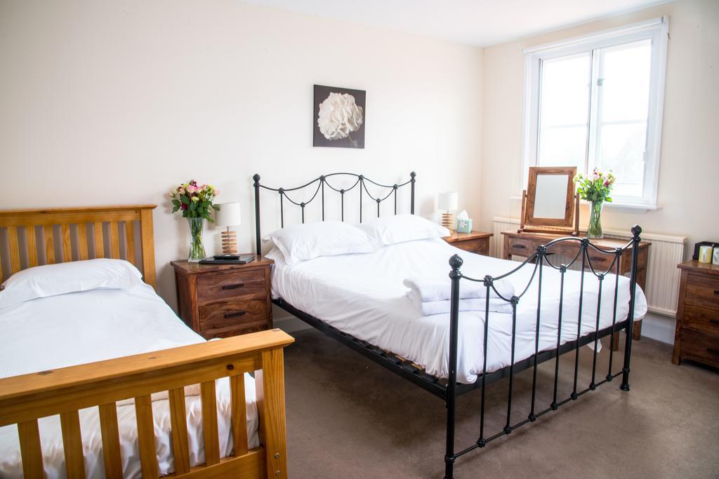 The Dolphin Hotel Wincanton Eksteriør billede